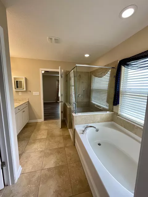 Bath - 165 Pullman Cir, Saint Augustine, FL 32084 photo 5 of 6