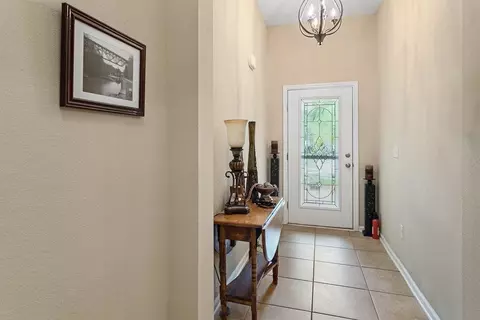 Entry Way - 165 Pullman Cir, Saint Augustine, FL 32084 photo 2 of 4