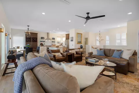 Living - 2 2nd Ln, Saint Augustine, FL 32080 photo 4 of 7