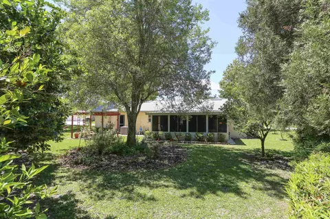 Exterior - 430 Gloria St, Saint Augustine, FL 32086 photo 10 of 14