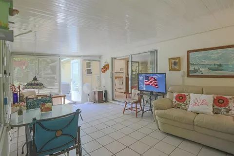 Living - 430 Gloria St, Saint Augustine, FL 32086 photo 5 of 5