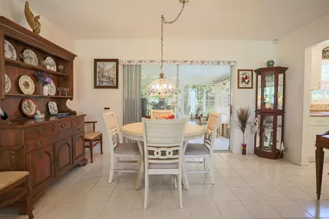 Dining - 430 Gloria St, Saint Augustine, FL 32086 photo 3 of 5