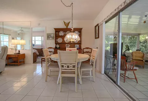 Dining - 430 Gloria St, Saint Augustine, FL 32086 photo 4 of 5