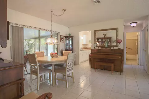 Dining - 430 Gloria St, Saint Augustine, FL 32086 photo 1 of 5