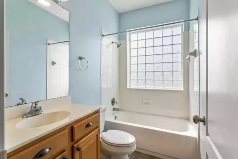 Bath - 651 Shores Blvd, Saint Augustine, FL 32086 photo 5 of 5