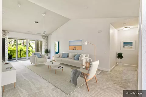 Living - 651 Shores Blvd, Saint Augustine, FL 32086 photo 1 of 4