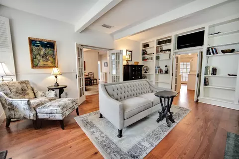 Living - 56 Marine St, Saint Augustine, FL 32084 photo 1 of 4