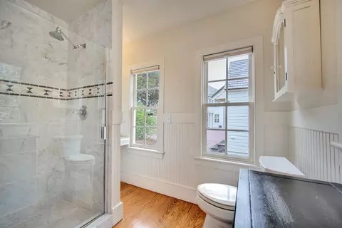 Bath - 56 Marine St, Saint Augustine, FL 32084 photo 8 of 9