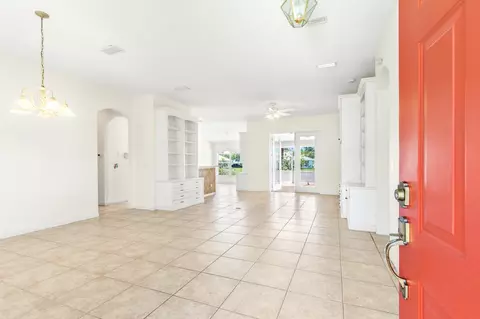 Living - 1305 Flagship Ct, Saint Augustine, FL 32080 photo 1 of 1
