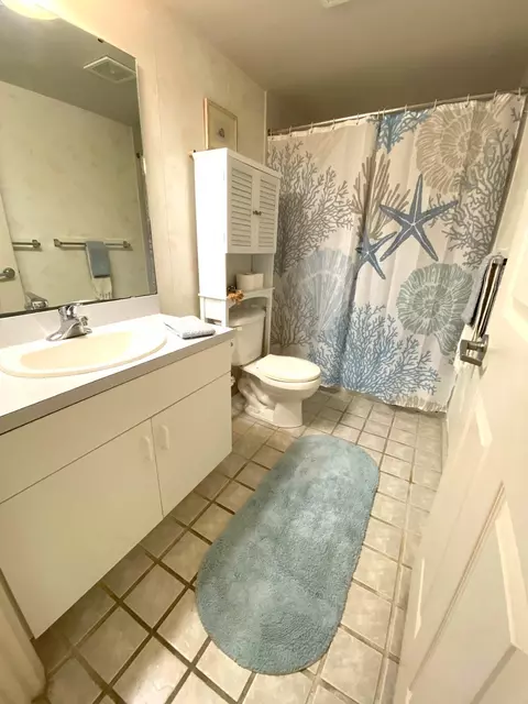 Bath - 4250 A1a S UNIT L-35, Saint Augustine, FL 32080 photo 5 of 5