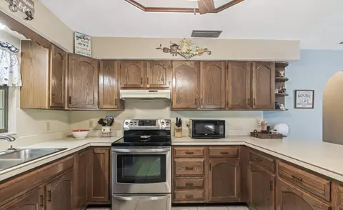 Kitchen - 2380 Deer Run Rd, Saint Augustine, FL 32084 photo 5 of 6