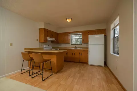 Kitchen - 70 Coquina Ave, Saint Augustine, FL 32080 photo 4 of 7
