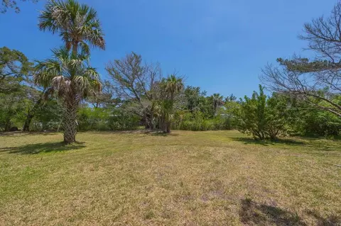 Exterior - 70 Coquina Ave, Saint Augustine, FL 32080 photo 10 of 26