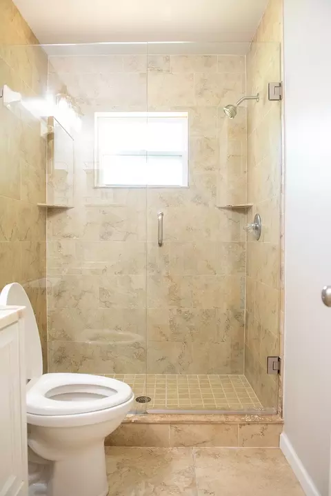 Bath - 1078 San Remo Rd, Saint Augustine, FL 32086 photo 2 of 6