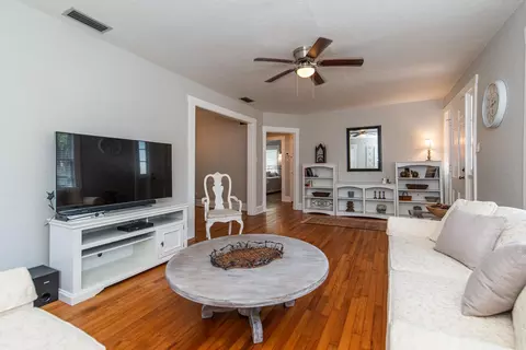 15 Douglas Ave, Saint Augustine, FL 32084 photo 4