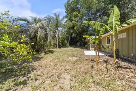 Exterior - 141 Seminole Rd, Saint Augustine, FL 32086 photo 9 of 12