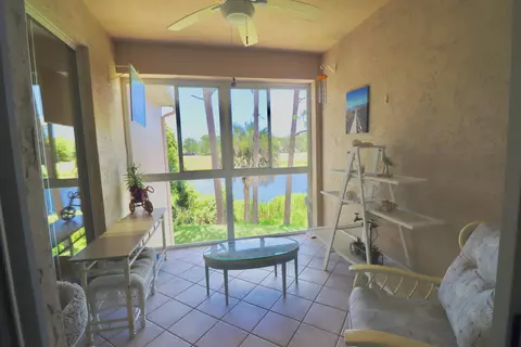 705 Augusta Cir, Saint Augustine, FL 32086 photo 3