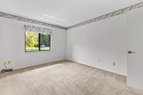 Bedroom - 1067 Espinado Ave, Saint Augustine, FL 32086 photo 4 of 7