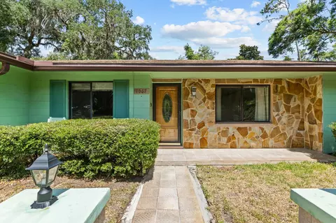 Exterior - 1067 Espinado Ave, Saint Augustine, FL 32086 photo 2 of 14
