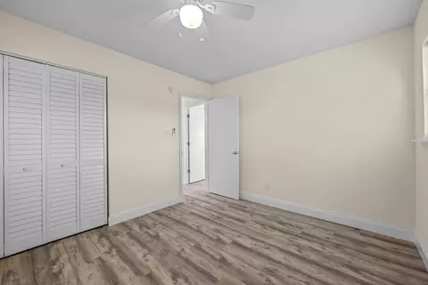 Bedroom - 1120 Puryear St, Saint Augustine, FL 32084 photo 2 of 5