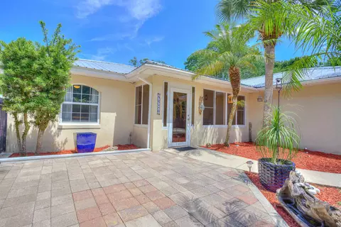4520 Manucy Rd, Saint Augustine, FL 32084 photo 3