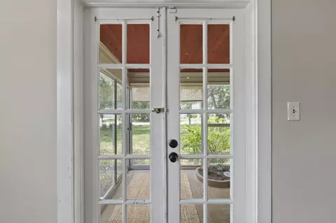Entry Way - 402 Zorayda Ave, Saint Augustine, FL 32080 photo 3 of 3