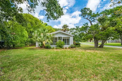 Exterior - 402 Zorayda Ave, Saint Augustine, FL 32080 photo 16 of 21