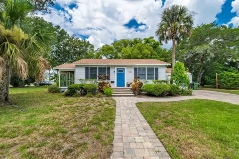Exterior - 402 Zorayda Ave, Saint Augustine, FL 32080 photo 1 of 21