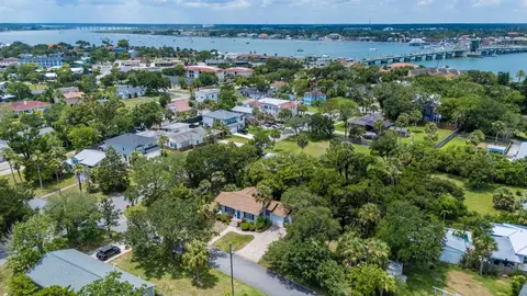 View/Area - 402 Zorayda Ave, Saint Augustine, FL 32080 photo 1 of 13