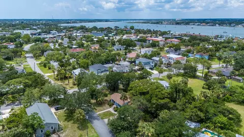 View/Area - 402 Zorayda Ave, Saint Augustine, FL 32080 photo 3 of 13