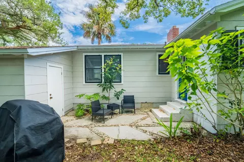 Exterior - 402 Zorayda Ave, Saint Augustine, FL 32080 photo 8 of 21