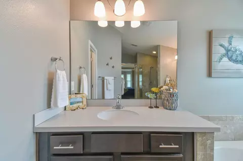 Bath - 502 Old Hickory Forest Rd, Saint Augustine, FL 32084 photo 6 of 10