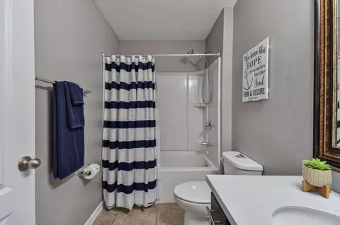 Bath - 502 Old Hickory Forest Rd, Saint Augustine, FL 32084 photo 9 of 10