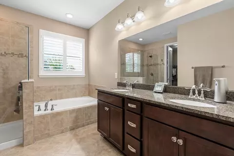 Bath - 30 Montiano Cir, Saint Augustine, FL 32084 photo 1 of 4