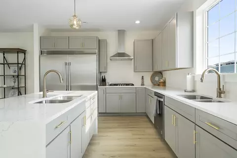 Kitchen - 61 Cortez Ave, Saint Augustine, FL 32080 photo 2 of 4