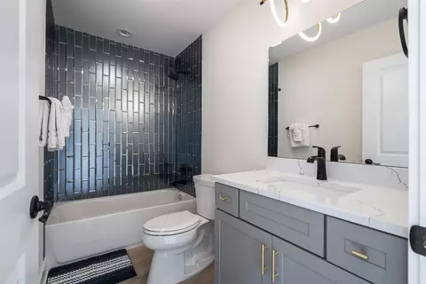 Bath - 61 Cortez Ave, Saint Augustine, FL 32080 photo 3 of 4
