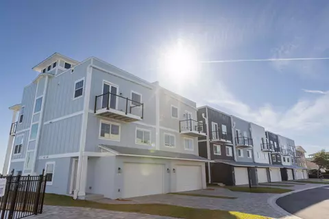 Exterior - 61 Cortez Ave, Saint Augustine, FL 32080 photo 1 of 3