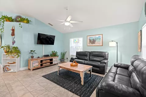 360 Seashore Ave, Saint Augustine, FL 32080 photo 4