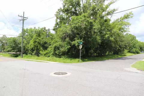 1362 Lake Shore Blvd, Jacksonville, FL 32205