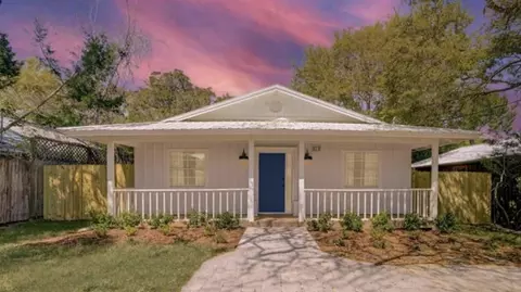 214 10th St, Saint Augustine, FL 32080 photo 1