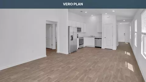 Entry Way - 21 Sergeant Ct, Palm Coast, FL 32164 photo 2 of 5