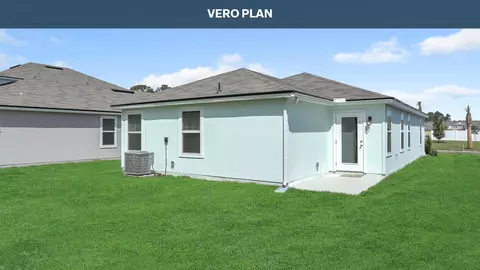 Exterior - 21 Sergeant Ct, Palm Coast, FL 32164 photo 2 of 3
