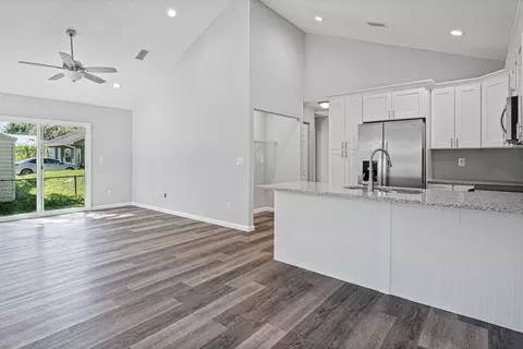 2885 N Eighth St, Saint Augustine, FL 32084 photo 9