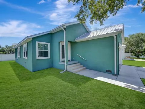 30 S Comares Ave, Saint Augustine, FL 32080 photo 24