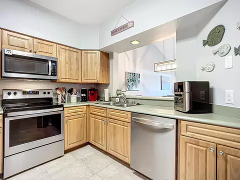 275 Atlantis Cir 302 With Garage #302, Saint Augustine, FL 32080 photo 10