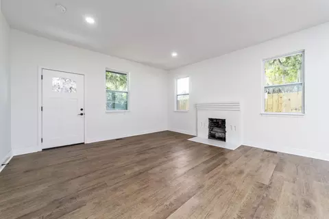 28 Mc Millan St, Saint Augustine, FL 32084 photo 4