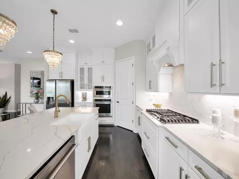 Kitchen - 646 Rum Runner Way, Saint Johns, FL 32259 photo 4 of 5