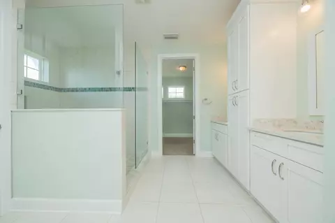 Bath - 1348 Smiling Fish Ln, Saint Augustine, FL 32080 photo 4 of 9