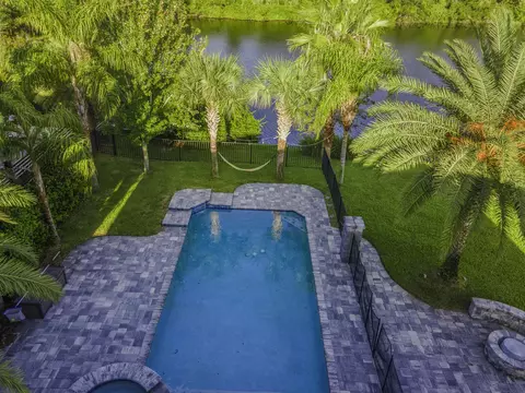 Exterior - 1348 Smiling Fish Ln, Saint Augustine, FL 32080 photo 14 of 28