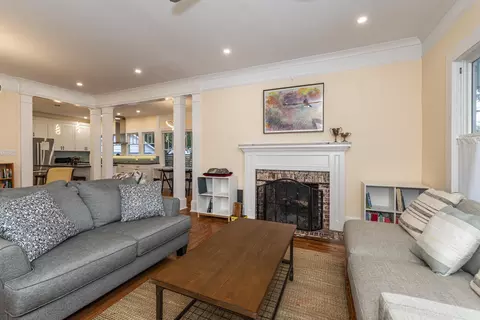 Living - 89 Evergreen Ave, Saint Augustine, FL 32080 photo 4 of 4